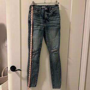 Good American Skinny Jeans 2/26